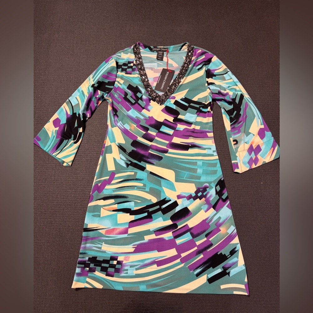 NEW JULIAN CHANG Bling Vneck Tunic Allure‎ Geometric Dress Size Small